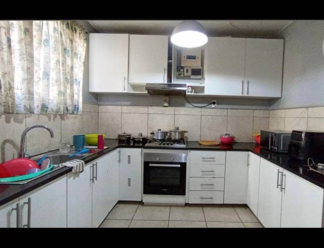 2 BEDROOM APARTMENT FOR SALE IN MUSGRAVE